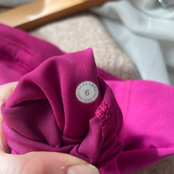 Lululemon Invigorate High-Rise Tight Legging w Pockets Magenta Purple Size 6 - Picture 7 of 9